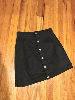 Olivaceous Black Button-Front mini Skirt